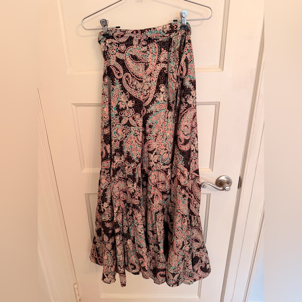Elegant Paisley Maxi Skirt